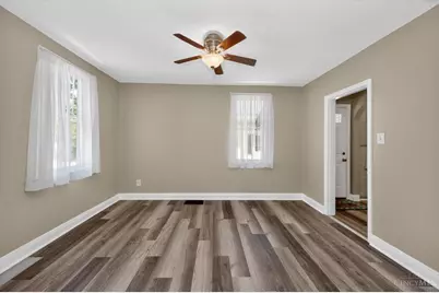 4545 Carnation Avenue, Cincinnati, OH 45238 - Photo 12