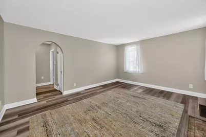 4545 Carnation Avenue, Cincinnati, OH 45238 - Photo 8