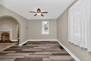 4545 Carnation Ave, Cincinnati, OH 45238 - Photo 14