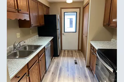 4512 Ridgewood Road E, Springfield, OH 45503 - Photo 8