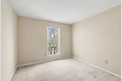 8081 Hetz Drive, Sycamore Township, OH 45242 - Photo 12