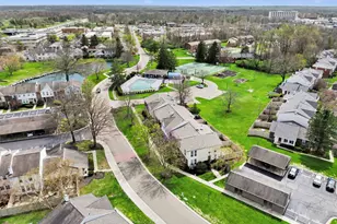 8081 Hetz Dr, Sycamore Township, OH 45242 - Photo 2