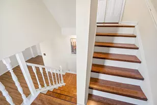 9 Fairgreen Cir, Fairfield, OH 45014 - Photo 2