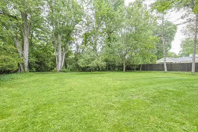 8853 Hollyhock Drive, Springfield Township, OH 45231 - Photo 34