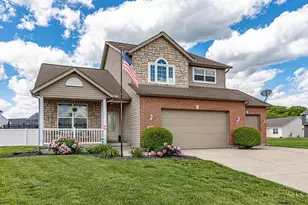 422 Sudbury Dr, Trenton, OH 45067 - Photo 2