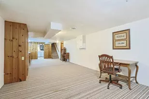 8161 Cox Rd, West Chester, OH 45069 - Photo 32