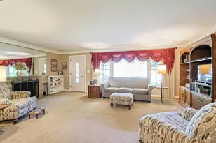 7401 N Timberlane Dr, Madeira, OH 45243 - Photo 8