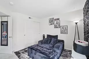 811 S Meadow Cir, Springfield Township, OH 45231 - Photo 24