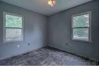 1050 Garnoa Drive, Springfield Township, OH 45231 - Photo 14