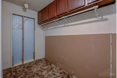 1050 Garnoa Drive, Springfield Township, OH 45231 - Photo 10