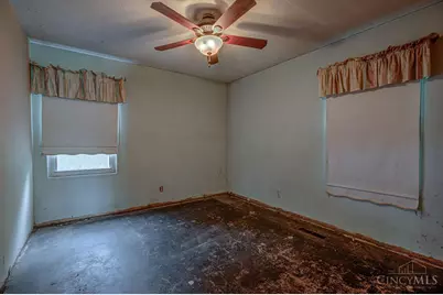 1050 Garnoa Drive, Springfield Township, OH 45231 - Photo 12