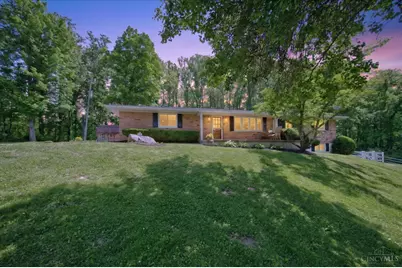 933 Robin Hill Drive, New Richmond, OH 45157 - Photo 2