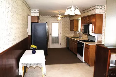 6803 Whitehall Avenue, Cincinnati, OH 45230 - Photo 8