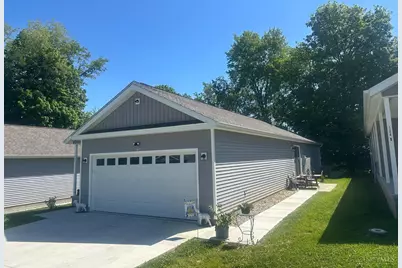 124 Springlake Avenue #C, Hillsboro, OH 45133 - Photo 2