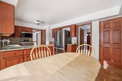 7489 Fitzroy Court, West Chester, OH 45241 - Photo 14