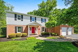 7996 Woody Hollow Dr, West Chester, OH 45241 - Photo 2