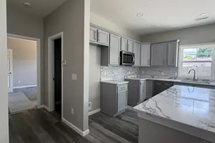 2304 Wilbraham Rd, Middletown, OH 45042 - Photo 8