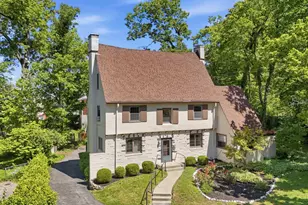 3931 Leyman Dr, Cincinnati, OH 45229 - Photo 2