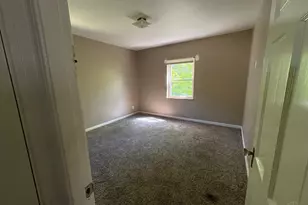 4239 Loubell Ln, Cincinnati, OH 45205 - Photo 6