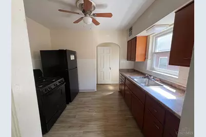 4239 Loubell Lane, Cincinnati, OH 45205 - Photo 2