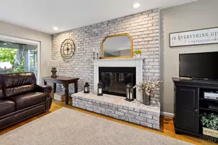 9367 Sherborn Dr, Springfield Township, OH 45231 - Photo 10