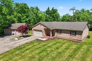 305 Eagle Knoll Dr, Washington Township, OH 45153 - Photo 1