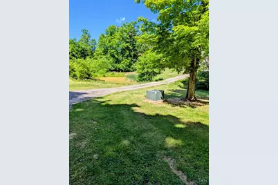 305 Eagle Knoll Drive, Washington Township, OH 45153 - Photo 12