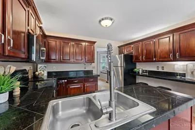 3559 Kroger Avenue, Cincinnati, OH 45226 - Photo 14
