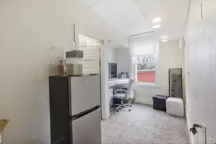 2342 Stratford Ave, Cincinnati, OH 45219 - Photo 14