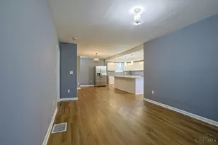 1277 Brushwood Ave, Cincinnati, OH 45224 - Photo 8