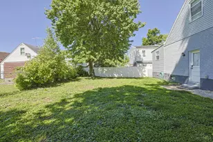 1277 Brushwood Ave, Cincinnati, OH 45224 - Photo 38