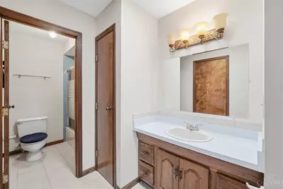 4290 Marcrest Drive, Cincinnati, OH 45211 - Photo 32
