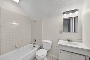 2074 Benninghofen Ave, Hamilton, OH 45015 - Photo 16