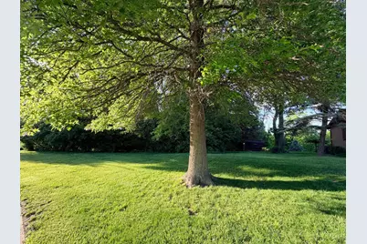 4302 Marcrest Drive, Cincinnati, OH 45211 - Photo 2