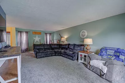 516 Delaware Crossing, Trenton, OH 45067 - Photo 4