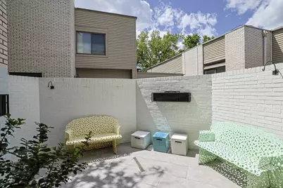 2394 Dana Avenue, Cincinnati, OH 45208 - Photo 38
