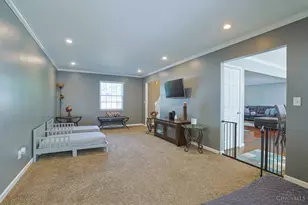 9184 Millcliff Dr, Springfield Township, OH 45231 - Photo 8