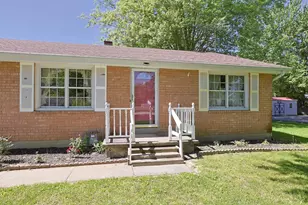 306 Smith Ave, Mount Orab, OH 45154 - Photo 2
