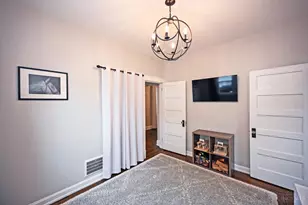 4220 Eileen Dr, Cincinnati, OH 45209 - Photo 22