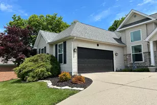 5642 Harvest Ridge Dr, Miami Township, OH 45150 - Photo 4