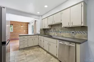 6556 Montevista Dr, Cincinnati, OH 45224 - Photo 24