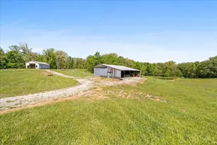8598 W Deadfall Rd, Hillsboro, OH 45133 - Photo 16