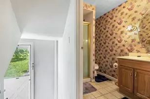 250 E Broadway St, Loveland, OH 45140 - Photo 22