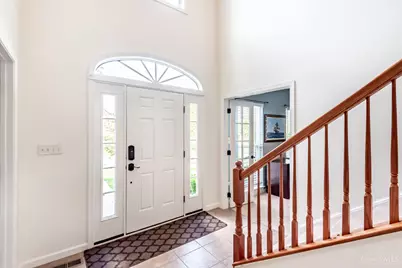 318 Countryside Drive, Lebanon, OH 45036 - Photo 2