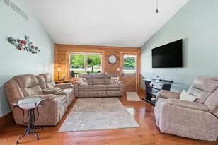 21282 Bellemeade Dr, Lawrenceburg, IN 47025 - Photo 18