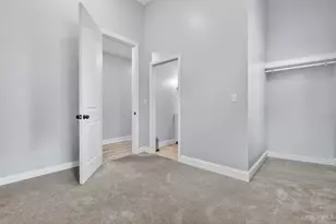 916 York St, Cincinnati, OH 45214 - Photo 24
