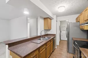 8887 Eagleview Dr, West Chester, OH 45069 - Photo 18