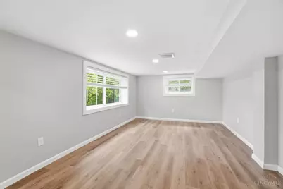 9808 Daly Road, Springfield Township, OH 45231 - Photo 24