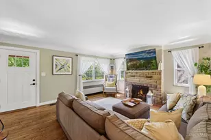 3859 Drakewood Dr, Cincinnati, OH 45209 - Photo 6