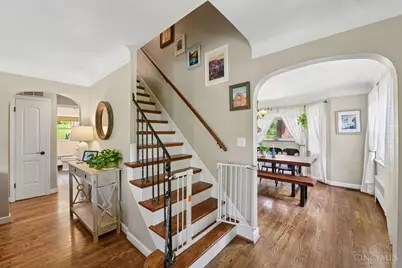 3859 Drakewood Drive, Cincinnati, OH 45209 - Photo 8